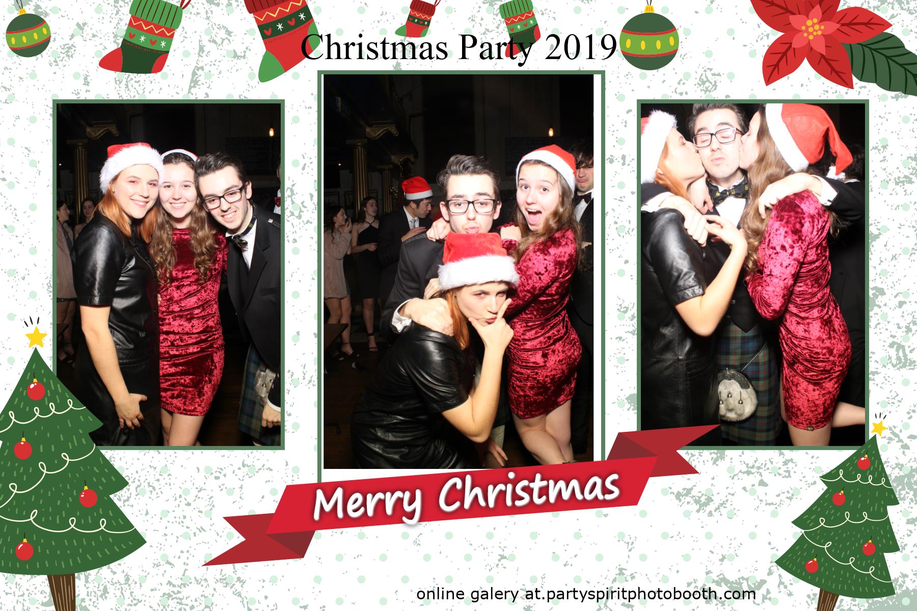 Christmas Party | View more photos from the event at gallery.partyspiritphotobooth.com/u/PartySpiritPhotoBooth/Christmas-Party-0